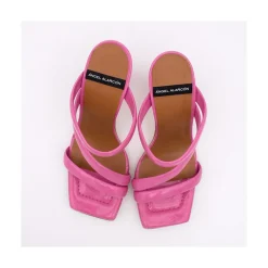 ANGEL ALARCON Cameron - Sandalias De Piel Brillante Con Tiras Anchas Acolchadas Y Tacon Alto Discount