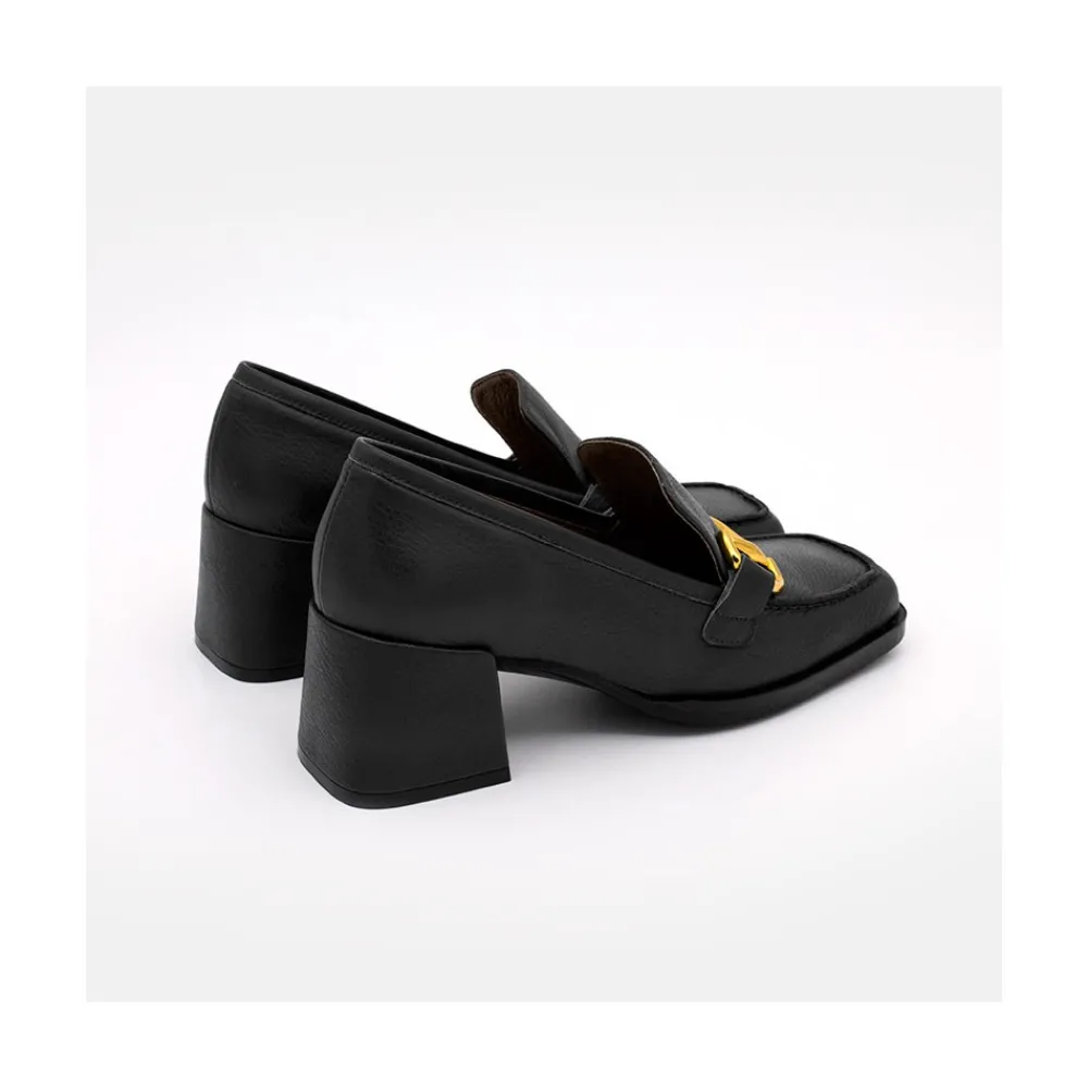 ANGEL ALARCON Kiski - Mocasin De Piel Con Tacon Ancho Y Adorno Metalico Outlet