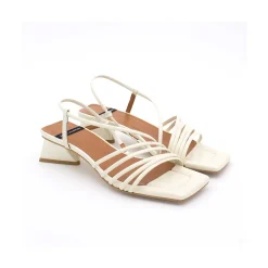 ANGEL ALARCON Mazzy - Sandalia De Tiras Con Tacon De Diseno Triangular Hot