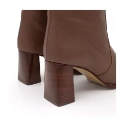 ANGEL ALARCON Xaya - Botin De Piel Con Tacon Alto De Puntera Redonda Clearance